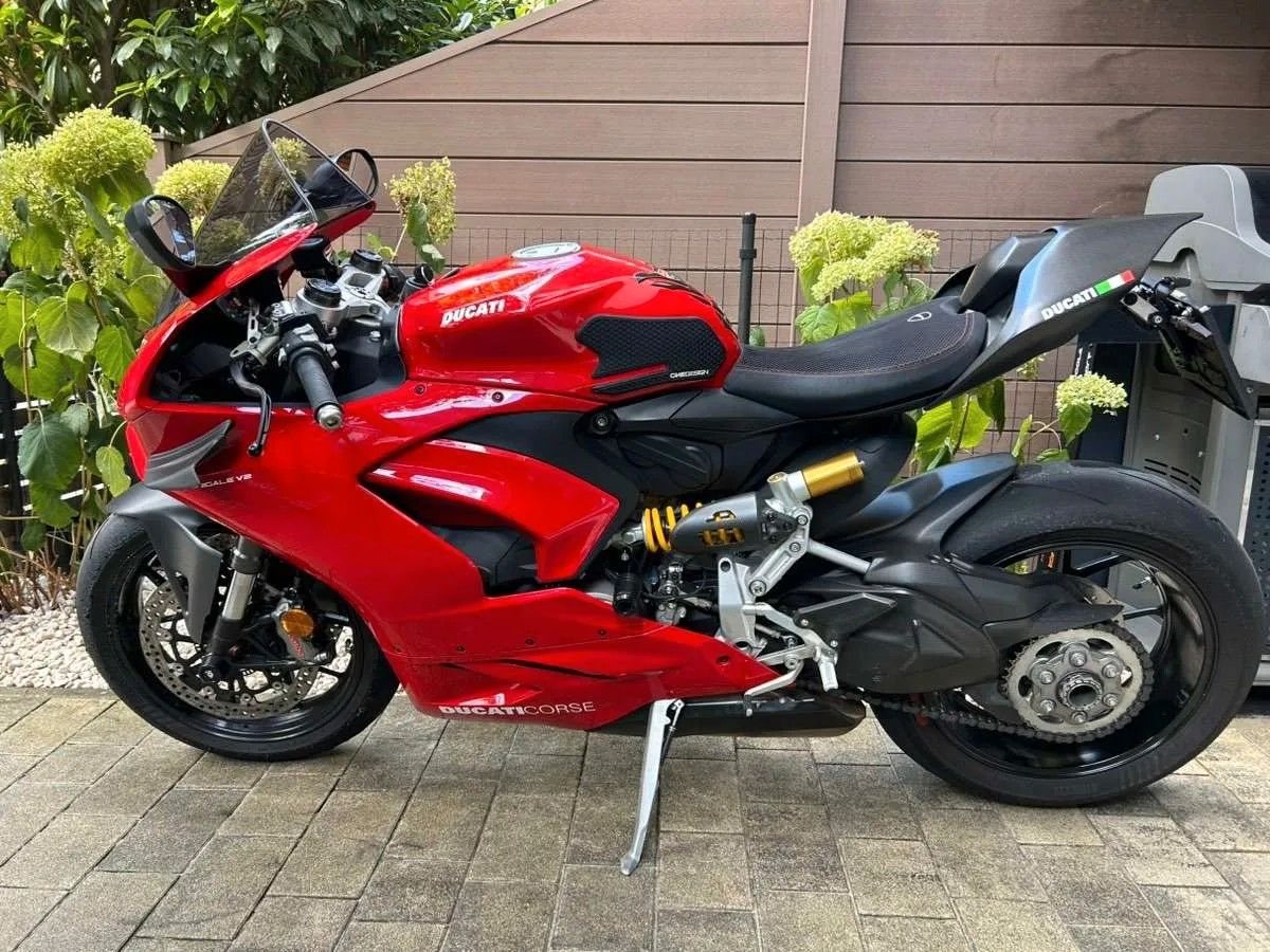 Ducati Panigale V2 – Foto 1 von 15