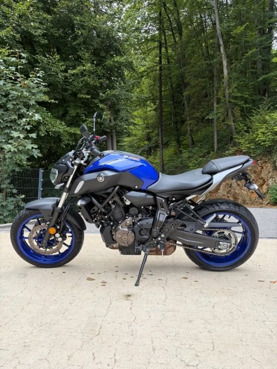 Yamaha 07